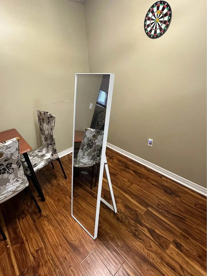 Full-length standing Mirror (43" x 14") - photo 3