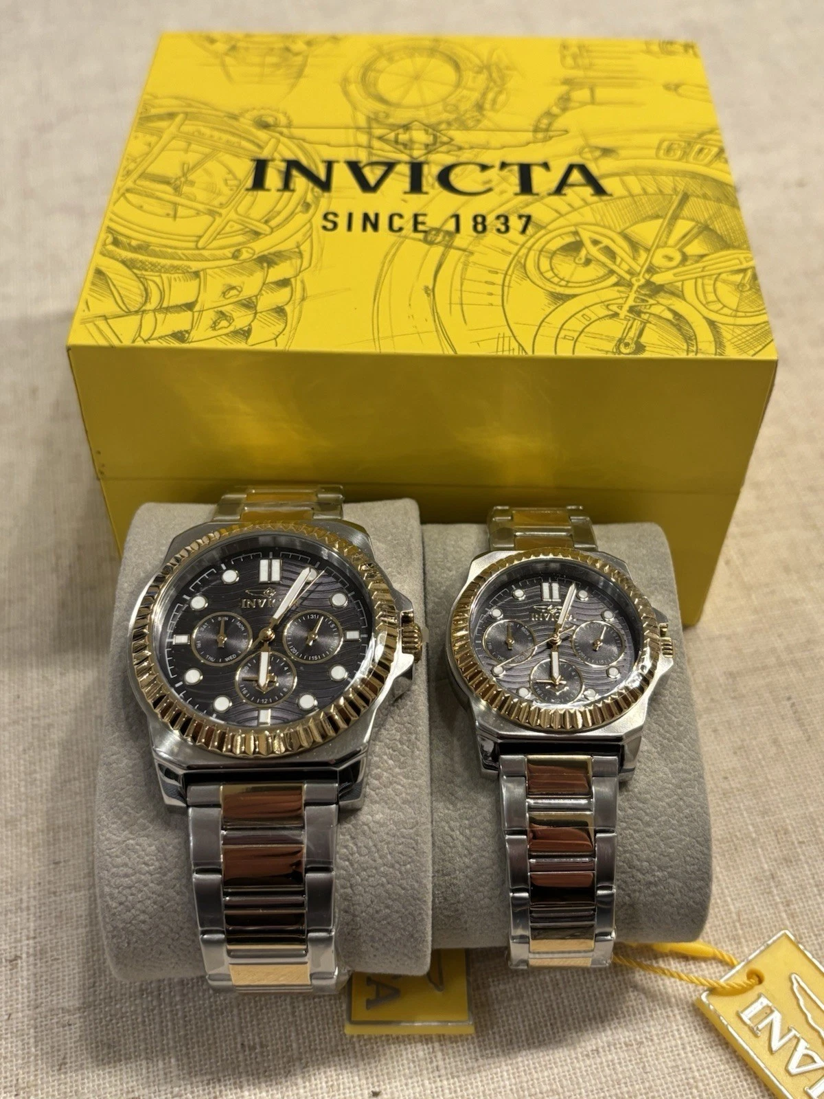 Invicta Ocean Voyage 49259 Men's Watch - Two-Tone Gold/Silver, B