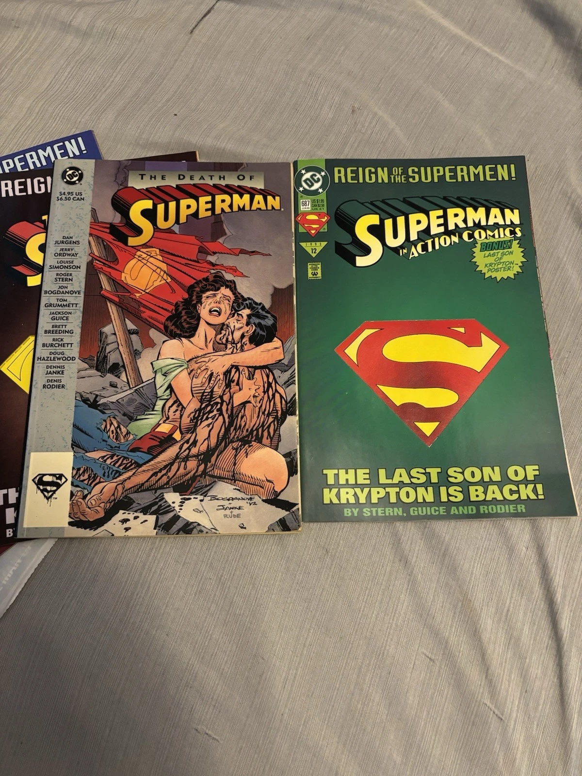 Near Mint Vintage 1993 Superman Comic Book Collection - photo 2