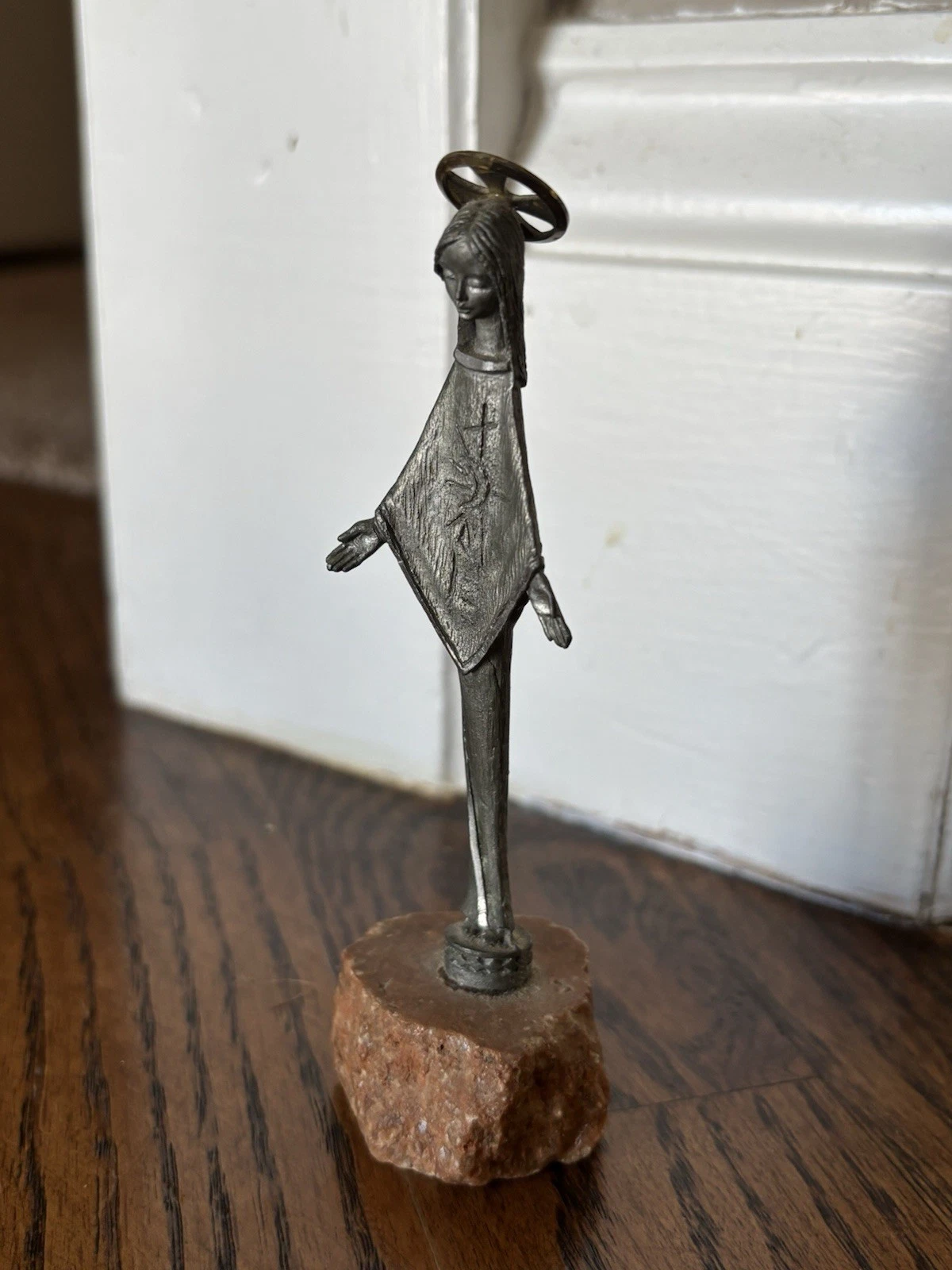 Vintage Pewter Mother Mary Statue - Hand-Chiselled, Granite Base - photo 4