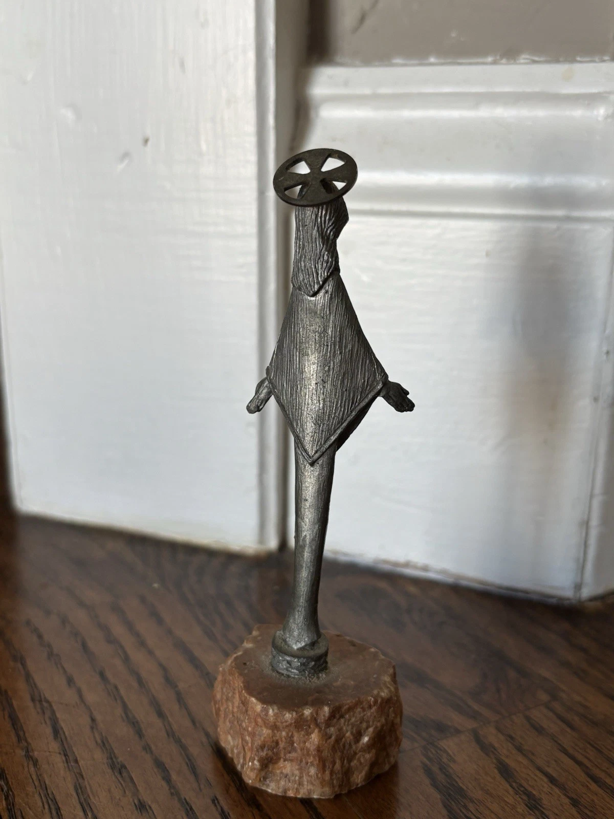 Vintage Pewter Mother Mary Statue - Hand-Chiselled, Granite Base - photo 5