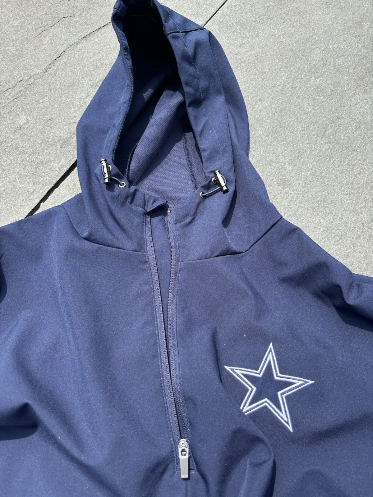 NFL Dallas Cowboys Tony Gonzalez RainCoat/Poncho M