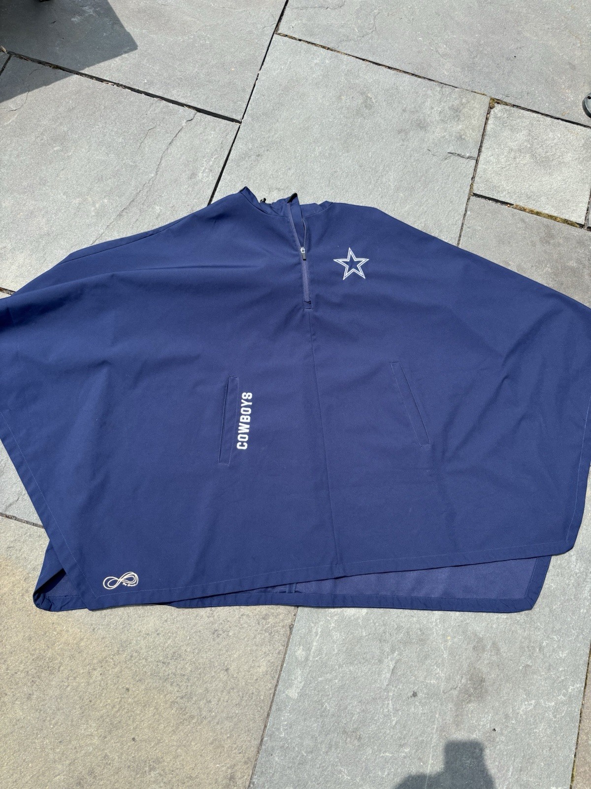 NFL Dallas Cowboys Tony Gonzalez RainCoat/Poncho M - photo 2
