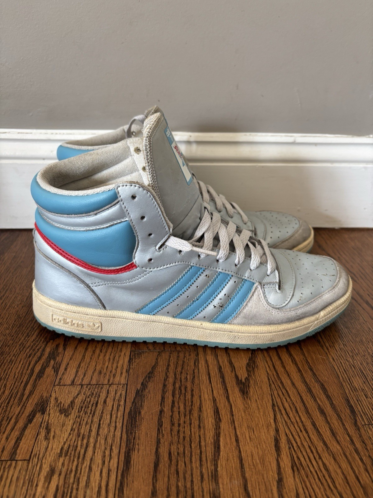 Adidas "Top Ten" Men’s Size 11 1/2 High Tops - Blue