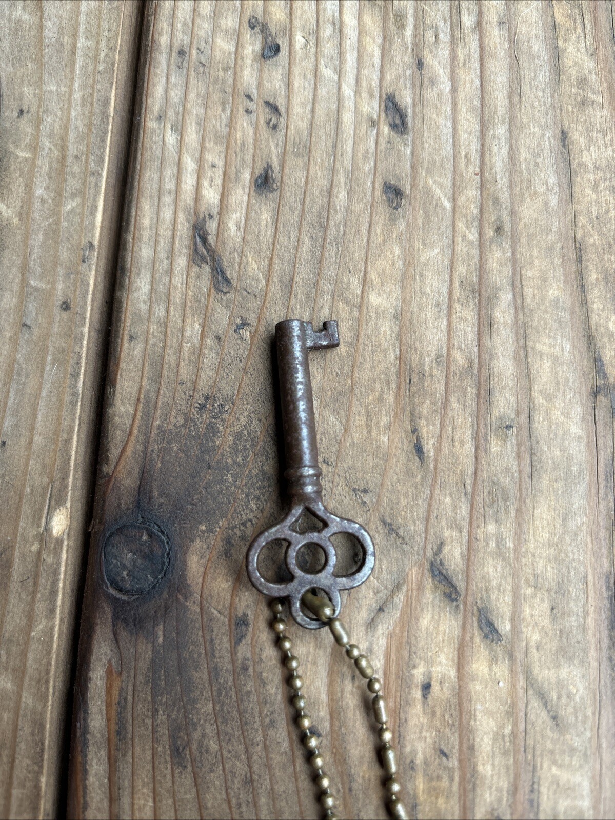 Vintage Keys Set Of 8: Eagle Lock, Neuman 1570, Tisonic, Hayward - photo 2
