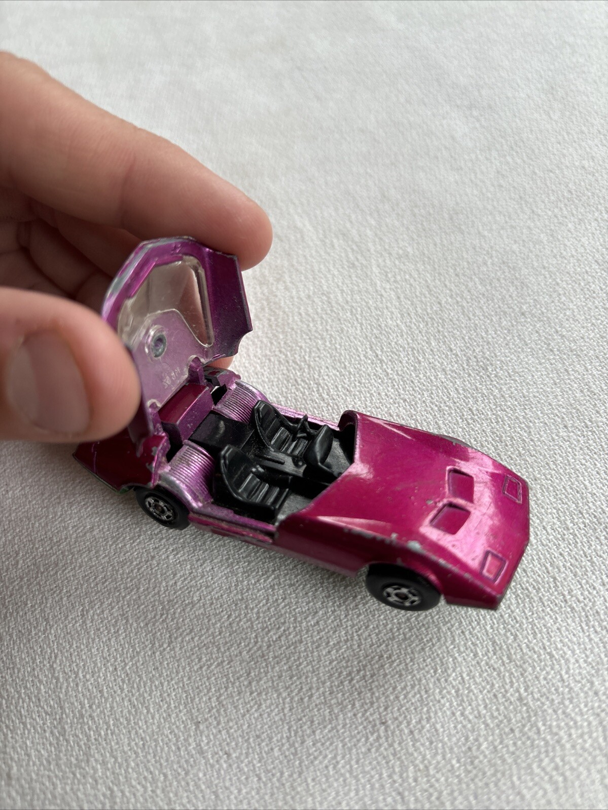 Lesney Matchbox Superfast Dodge Charger MK III #52 Light Purple, - photo 3