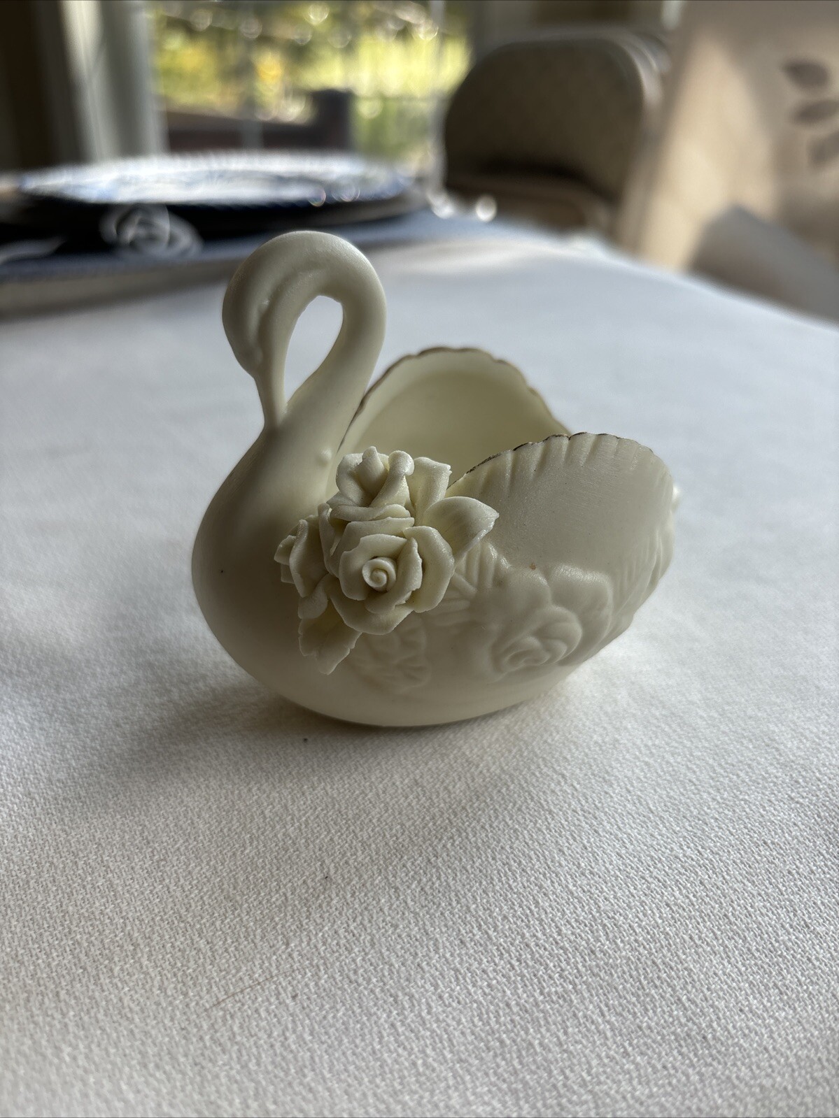 Vintage Ceramic Swan Decorative Bowl with 3D Roses