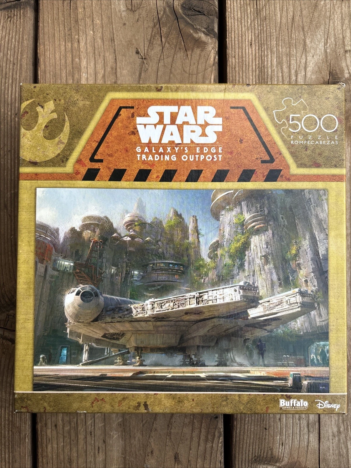 Disney Star Wars Galaxy's Edge Trading Outpost Puzzle 500 Pieces