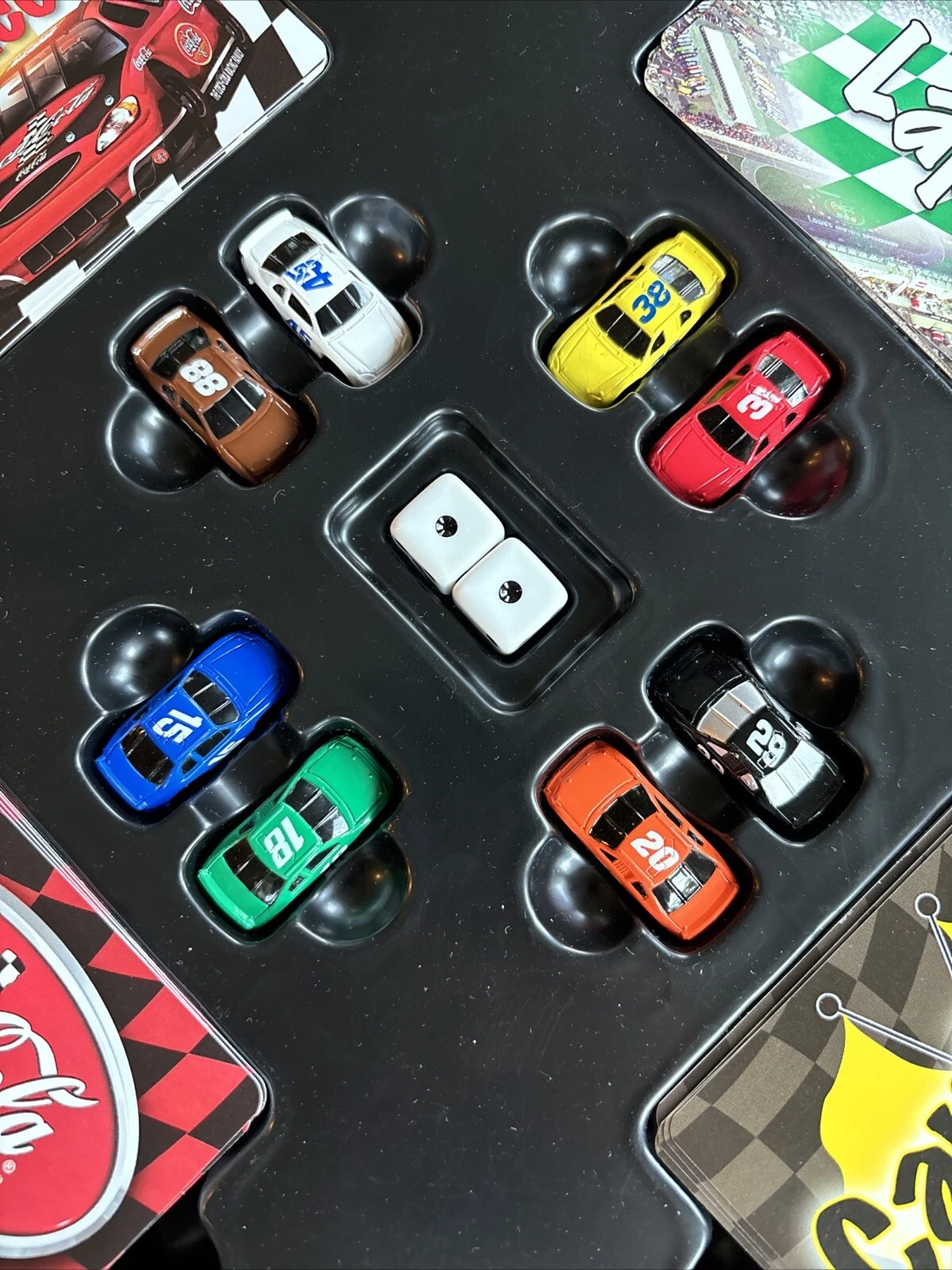 Vintage 2004 Coca Cola Nascar Racing Board Game - photo 3