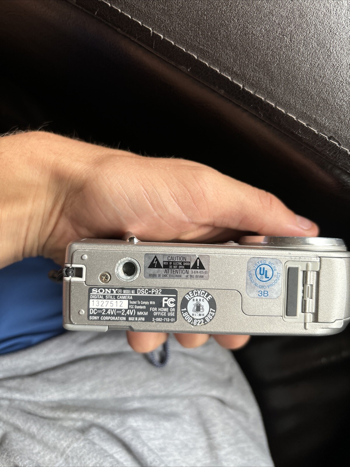 Sony Cyber-shot DSC-P72 5.0MP Digital Camera (Not Working) - photo 5