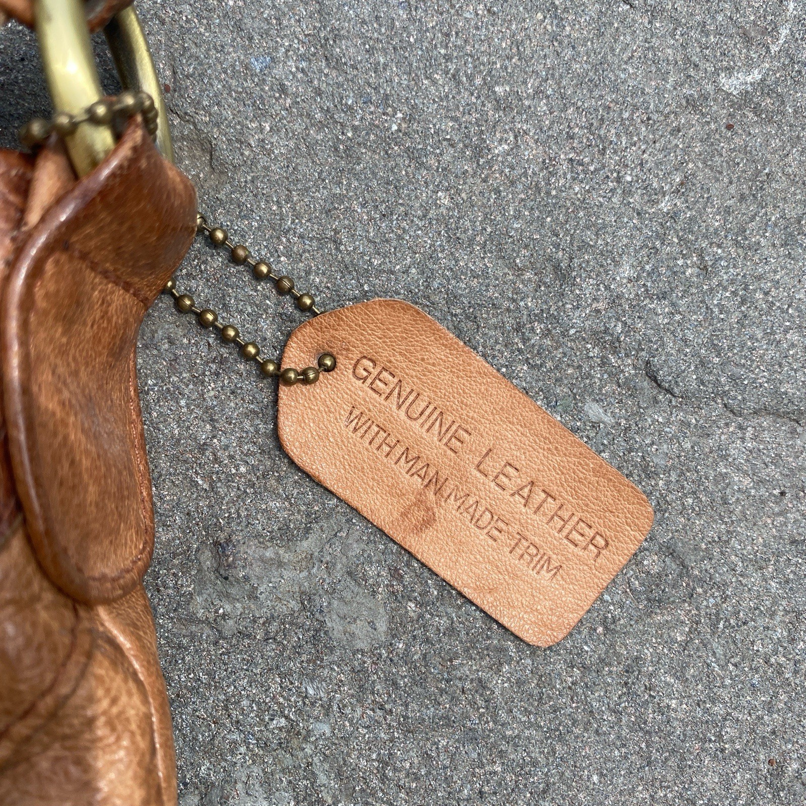 Cabin Creek tan genuine leather shoulder bag - photo 2
