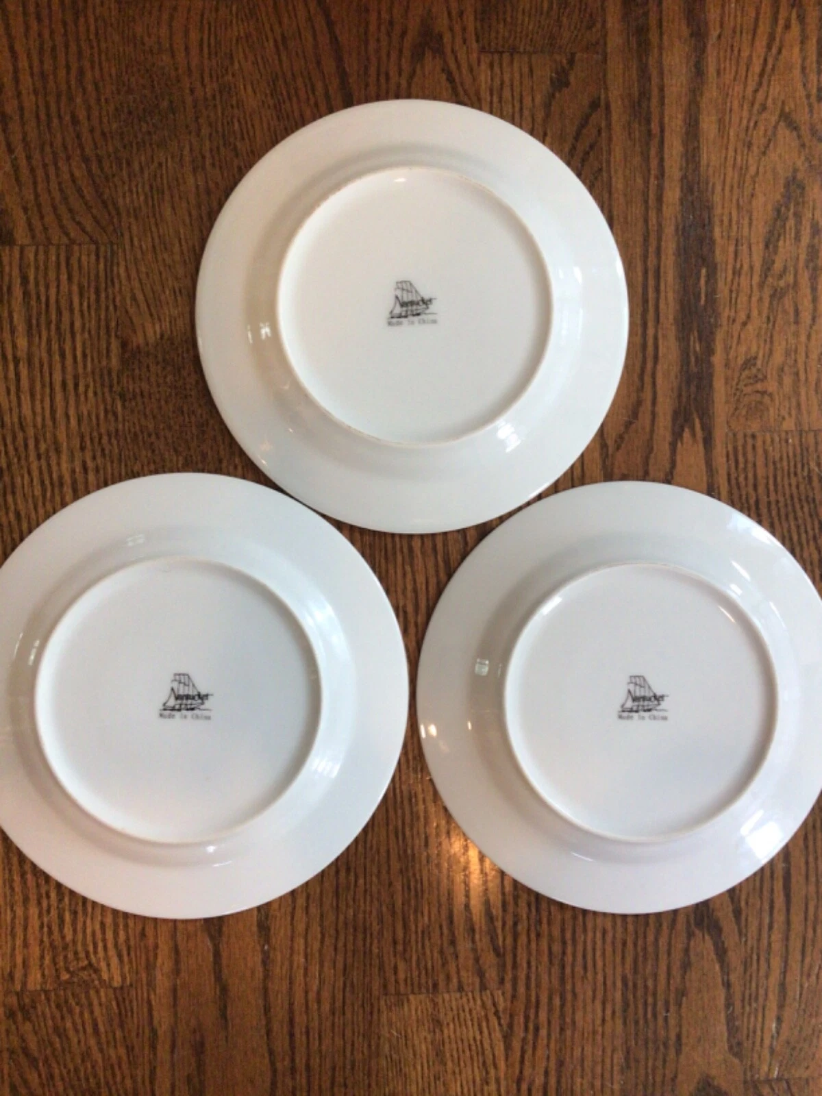 3 Nantucket Black and White China Plates - photo 4