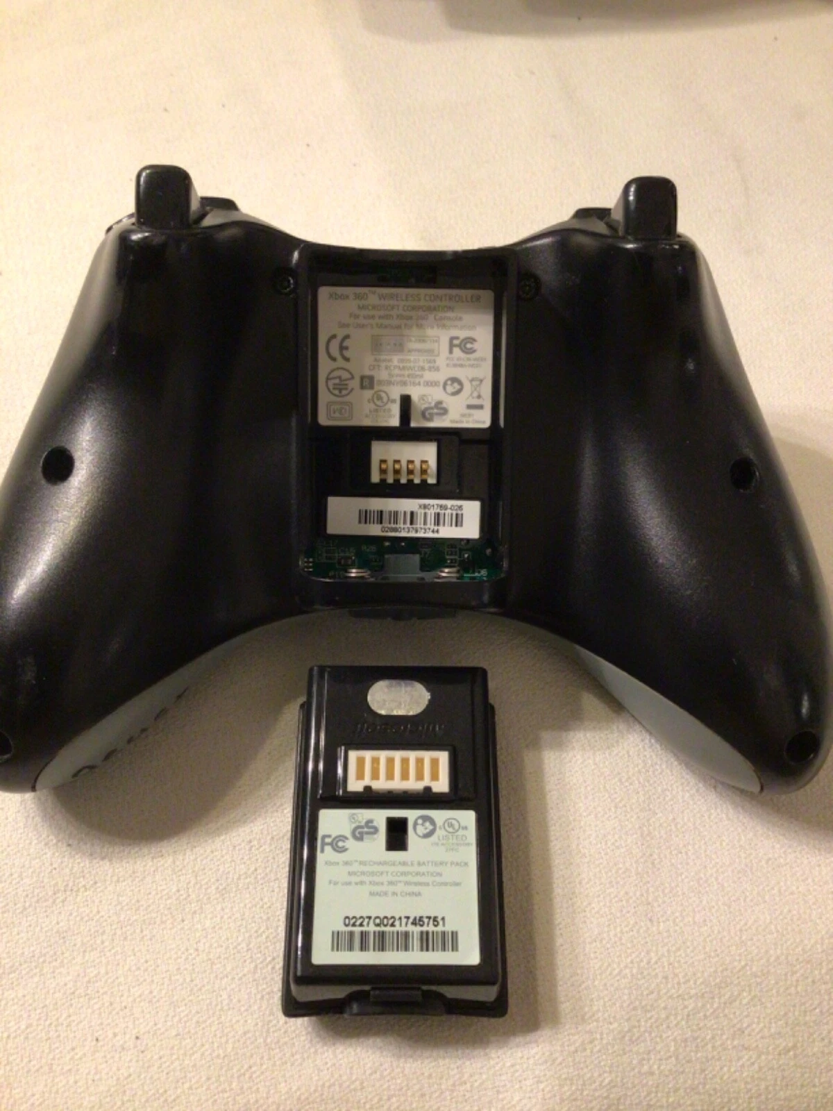 Microsoft Xbox 360 Controller - Glossy Black - photo 4
