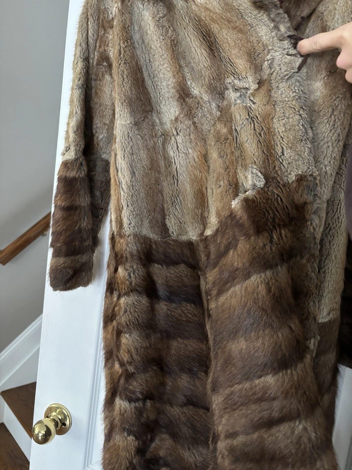 Vintage 1900s Muskrat/Coyote Fur Women's Jacket - photo 3