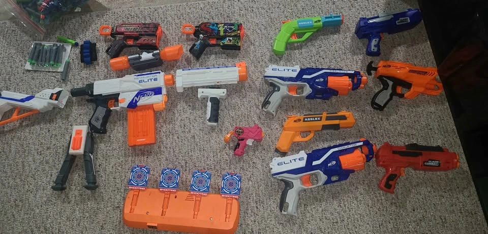 Nerf Guns and Accessories - 10 Guns Total - photo 2