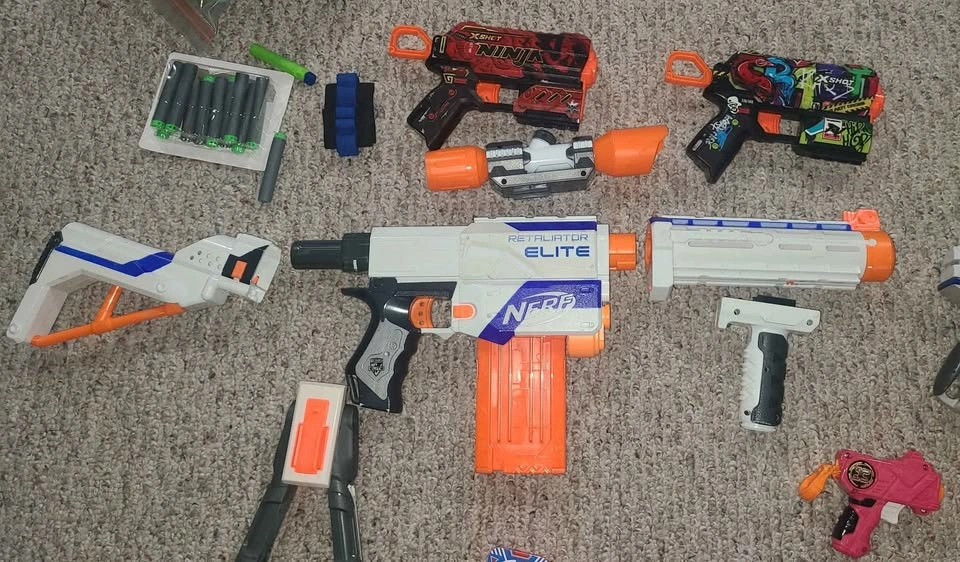 Nerf Guns and Accessories - 10 Guns Total - photo 5
