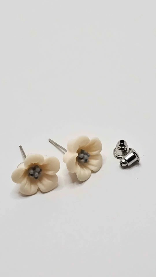Women Earrings and Topus - photo 5