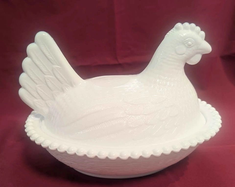 Vintage Indiana Glass Hen on a Nest, Milk Glass - offers welcome - photo 2