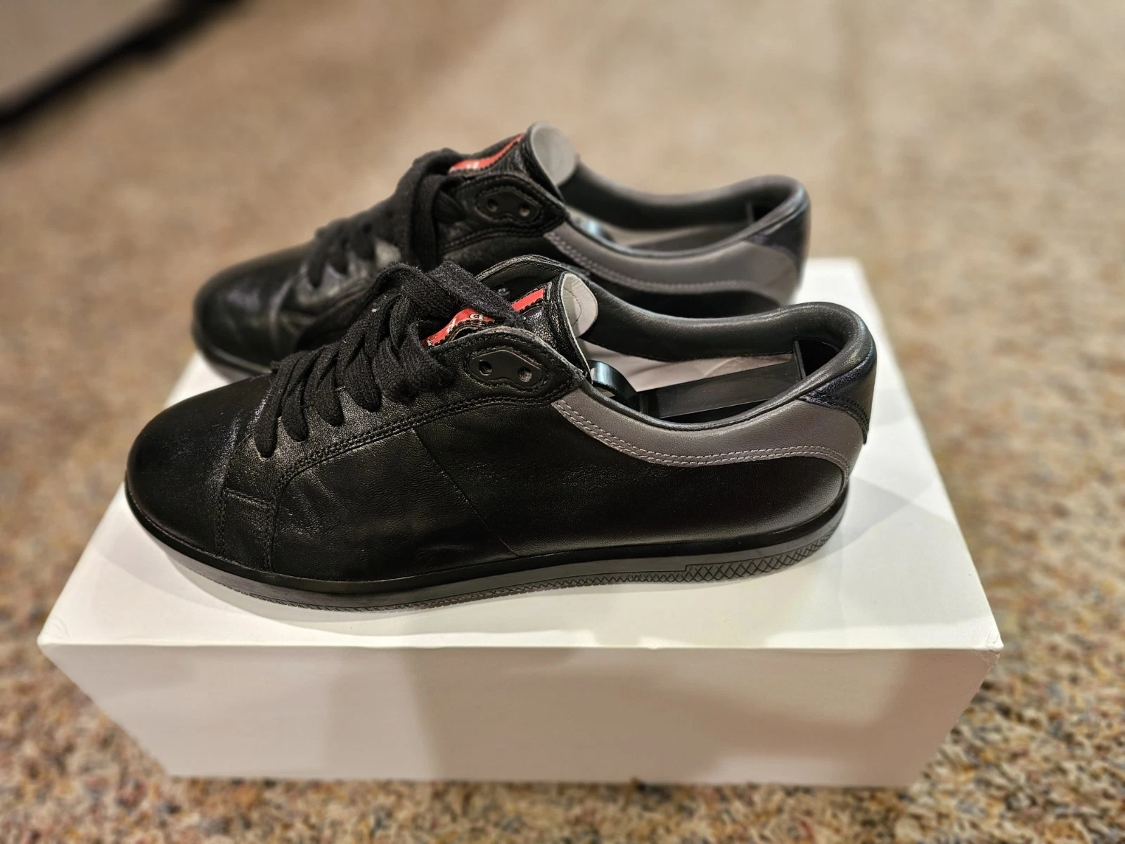 PRADA Men's Luxury Leather Shoes - UK 7.5 / US 8.5 - photo 2