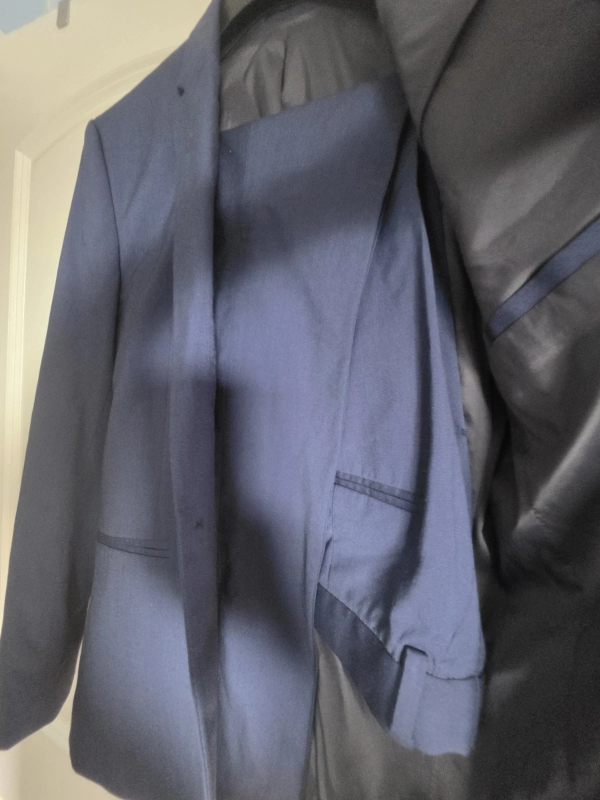 Men H&M Navy Slim Fit Suit Jacket 40R & Pants 33R - photo 2
