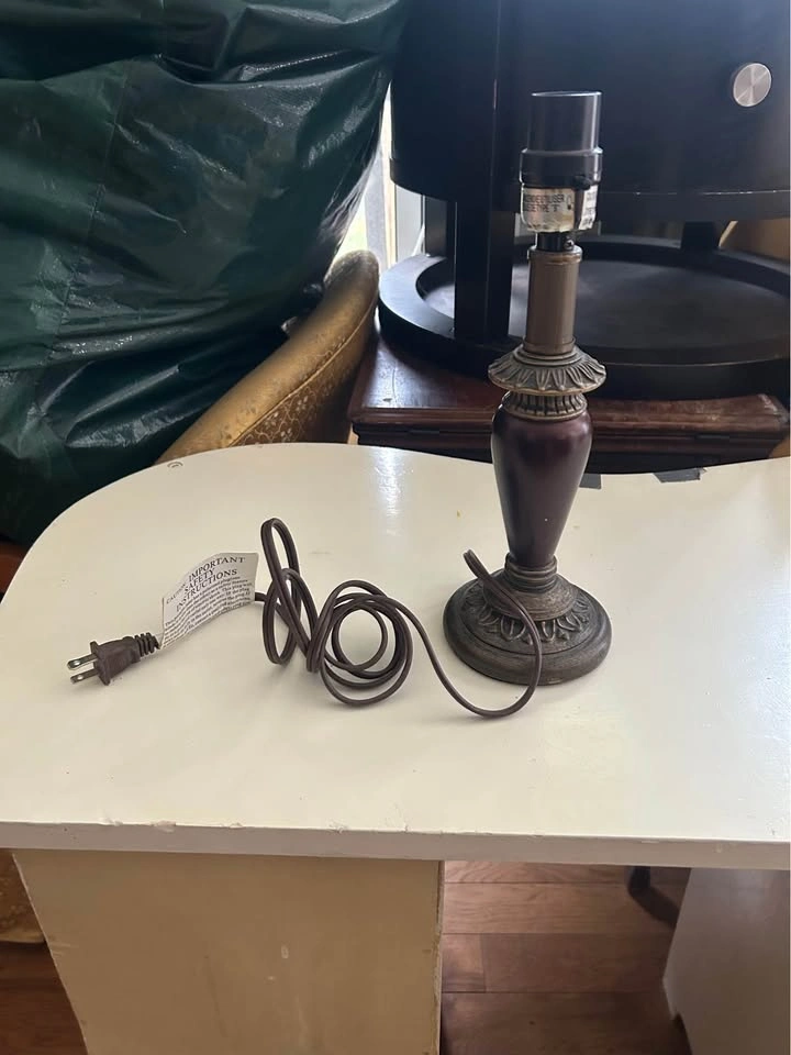 Vintage style table lamp - photo 2