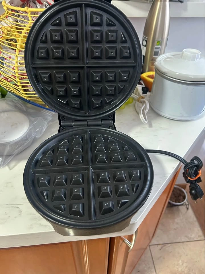 Oster stainless steel waffle maker Lawrence and Orton Park in Sc - photo 2