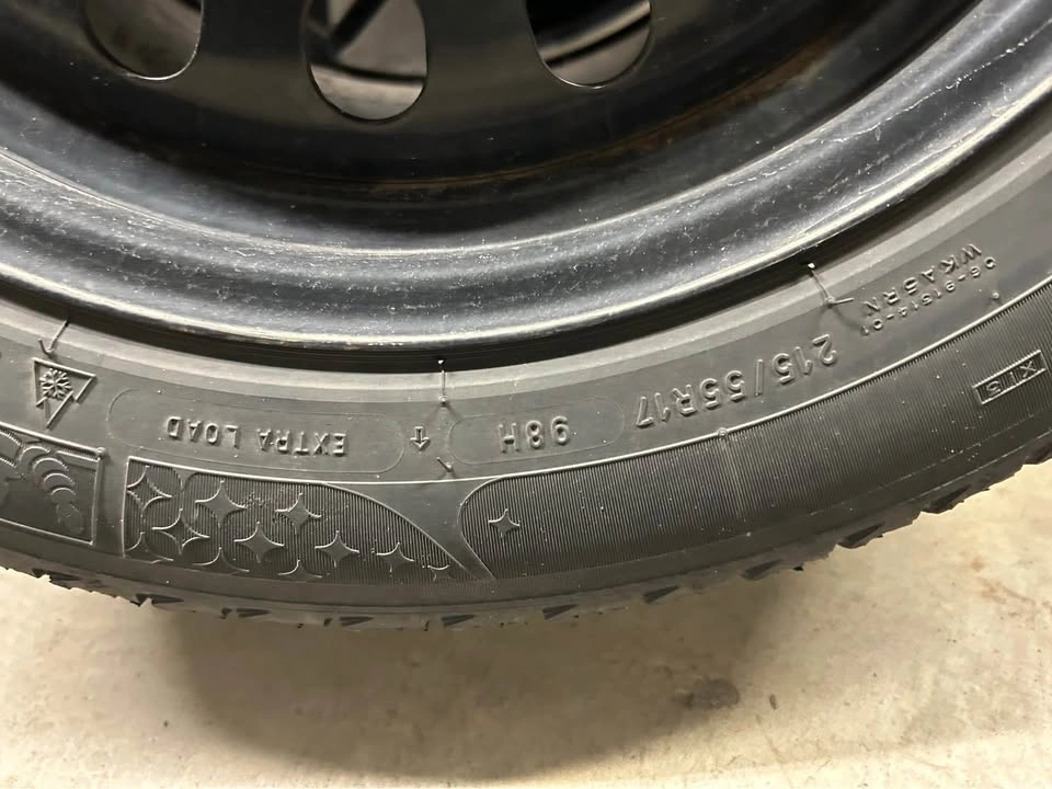 Winter Tires - Michelin 215 / 55 R 17 - photo 5