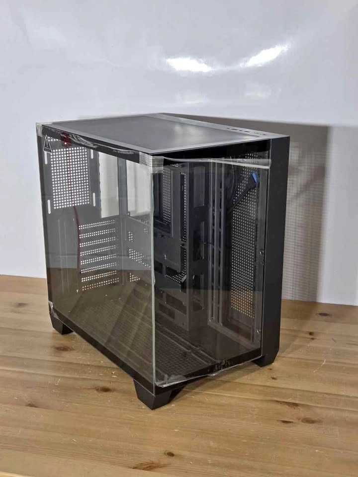 Mid Tower ATX PC Case ARGB 7 Fans Tempered Glass, New