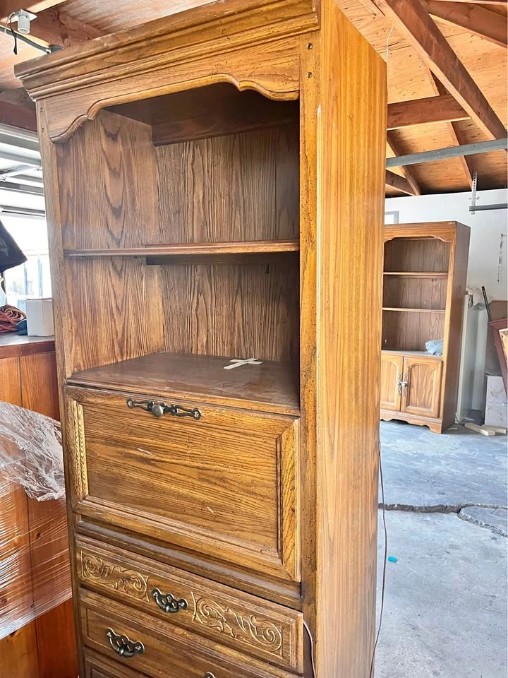 Showplace cabinets