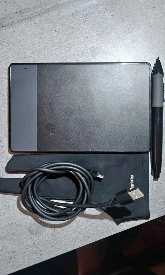 Huion 420 Graphics Drawing Tablet w/ Pen, Cable & Glove