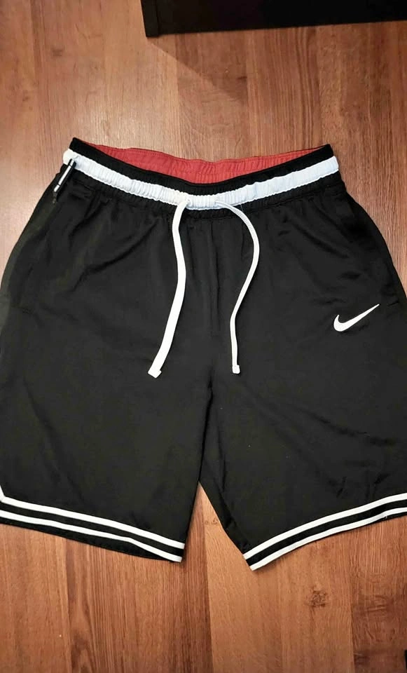 Nike Dri-FIT DNA Basketball Shorts - Large
