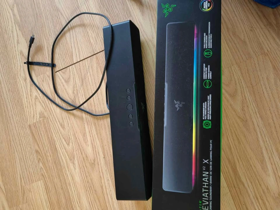 Razer Leviathan V2 X PC Gaming Soundbar - RGB | $90 - photo 2