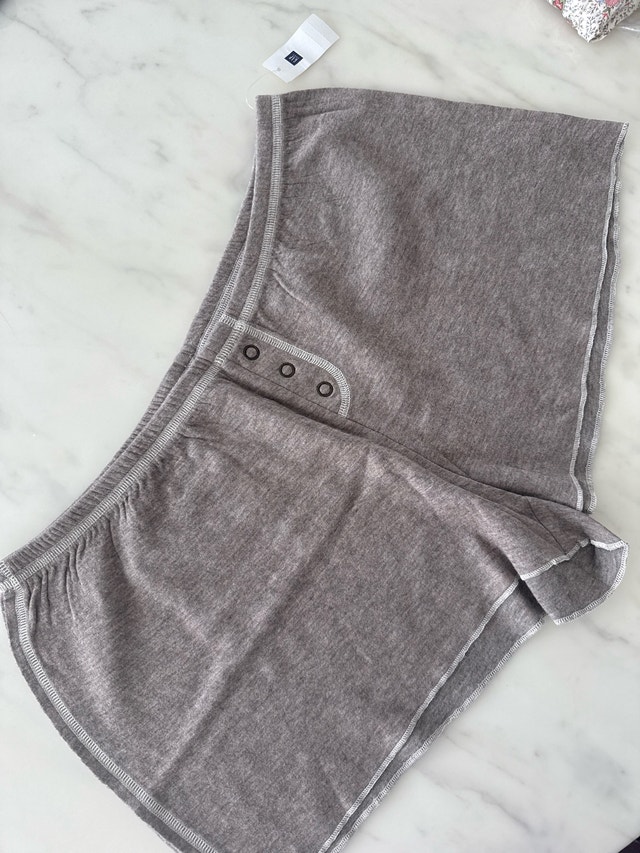 Gap Shorts - photo 2