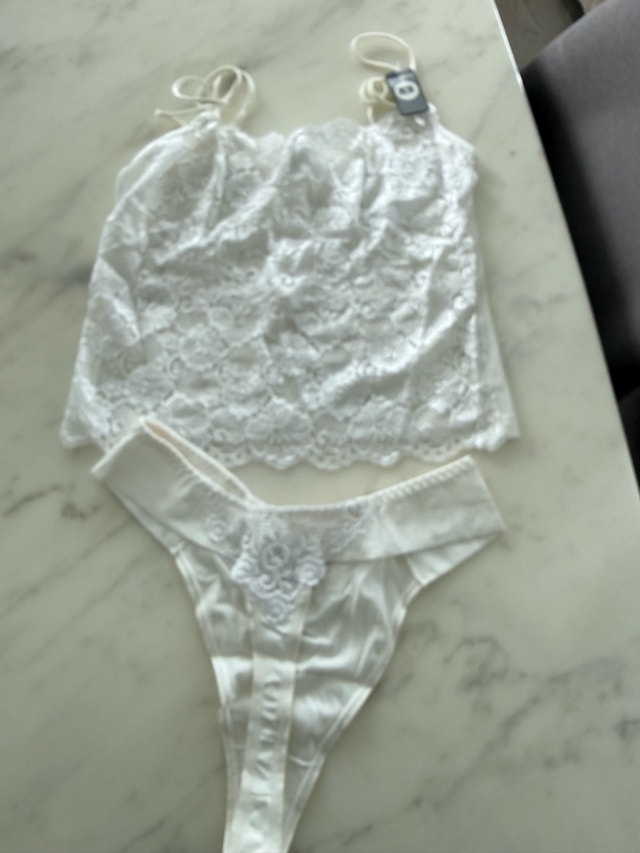 Papillon Lingerie Set - White Lace Camisole & Thong (Medium)