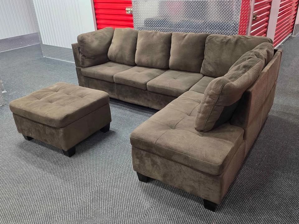 Large 3-Piece Sectional Set – Includes Reversible Chaise & Stora - photo 3