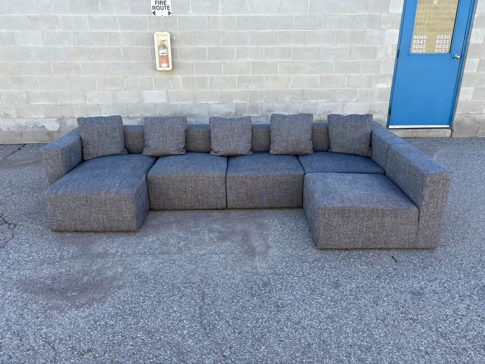 Modular Grey 5 Piece Sectional Sofa with Pillows - Free Delivery - photo 2