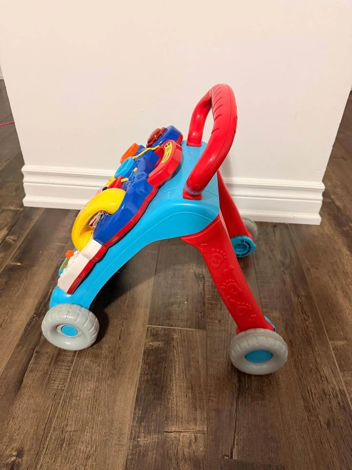 VTech Sit-to-Stand Learning Walker – Great Condition! - photo 2