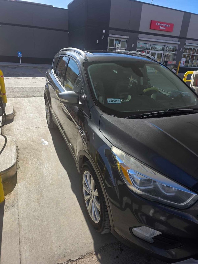 2018 Ford Escape Titanium AWD - photo 3