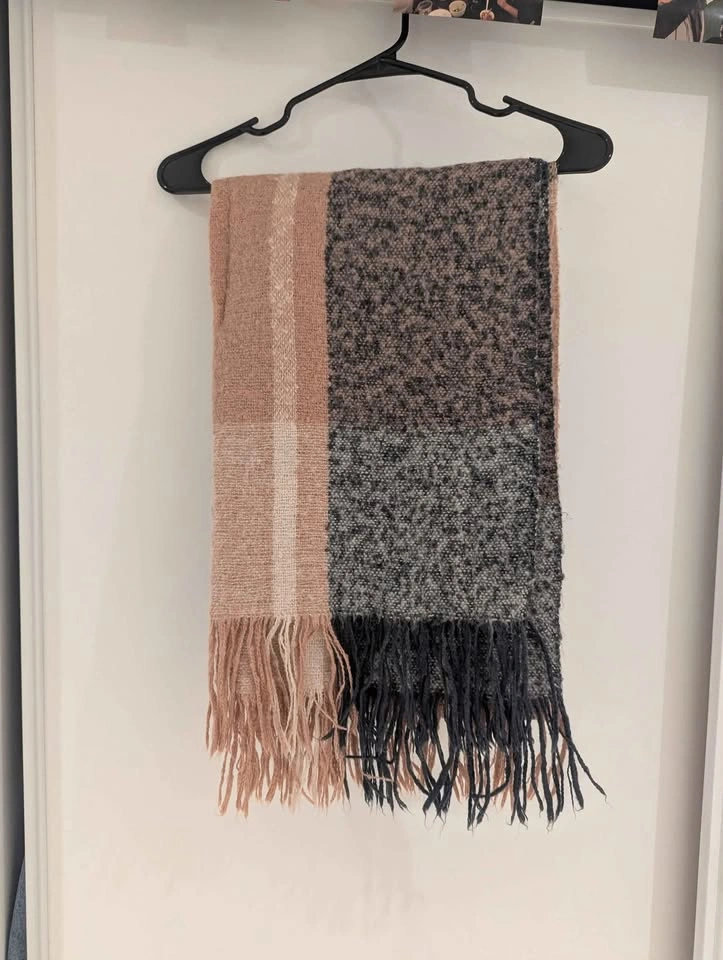 Super warm large scarf - photo 2