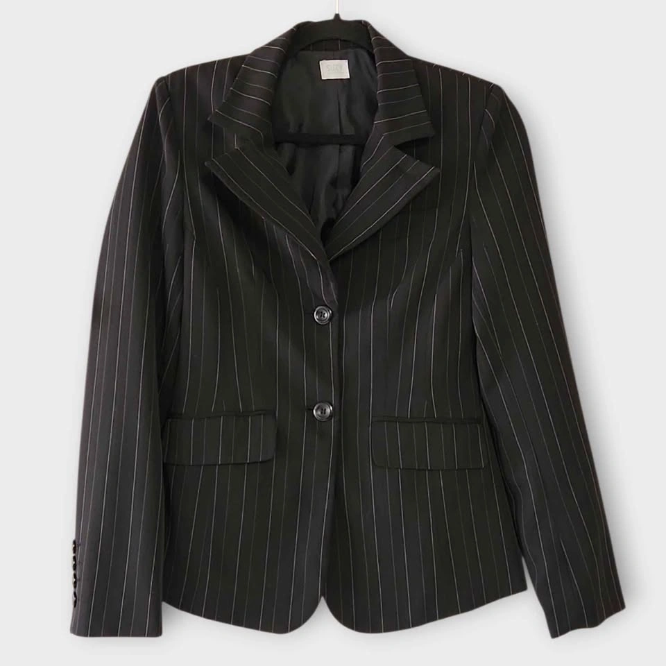 Suzy Shier Black Pinstripe Blazer - Size Small - photo 2