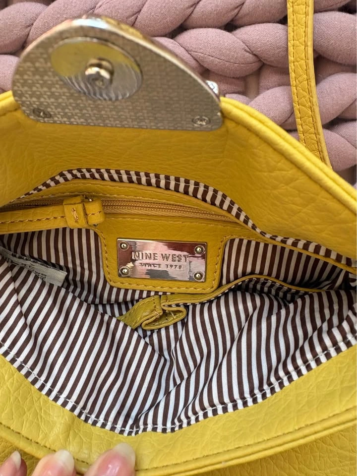 Mustard Yellow Nine West Crossbody Bag (Like New) - photo 3