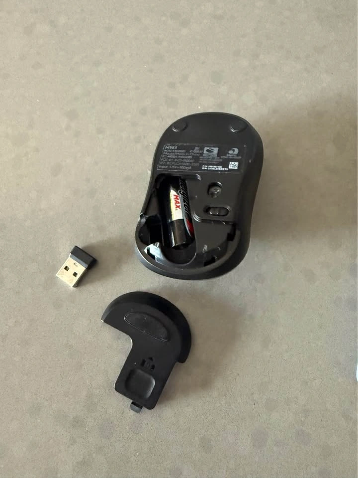 Logitech AZERTY Keyboard and Mouse Combo - photo 5