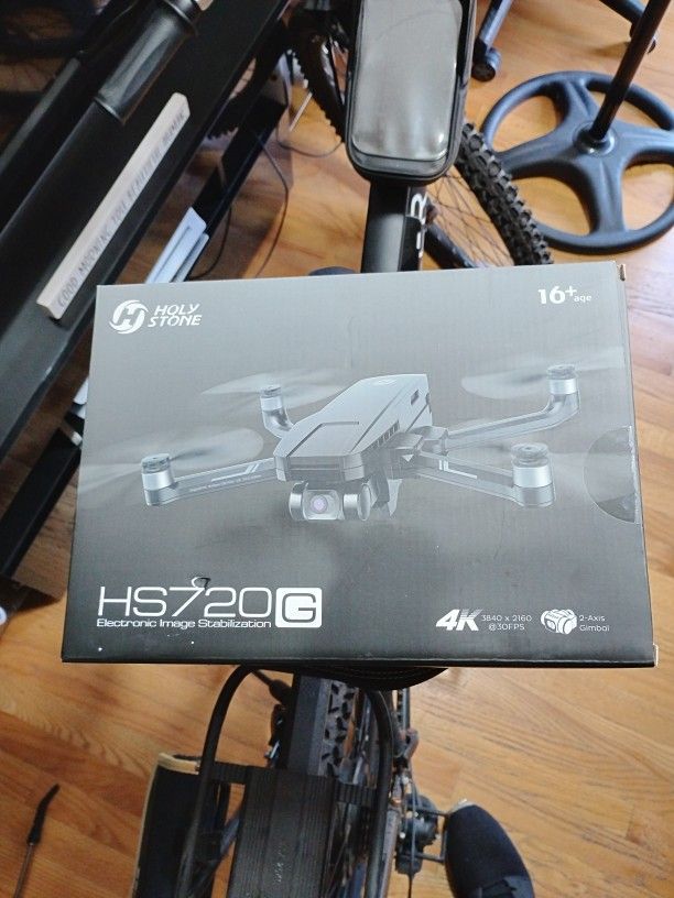 Holy Stone Drone (HS720G) W/ 2 Axis Gimbal 4K - photo 2