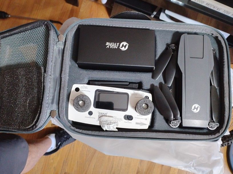 Holy Stone Drone (HS720G) W/ 2 Axis Gimbal 4K - photo 4