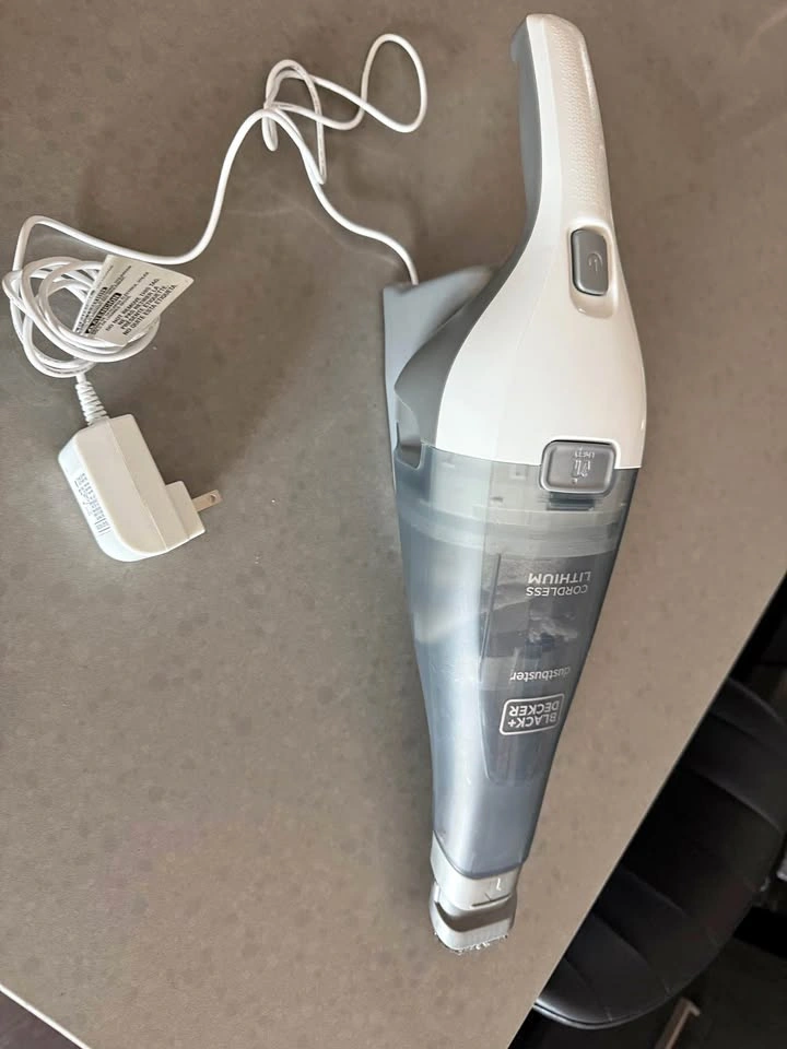 BLACK+DECKER Dustbuster Cordless Handheld Vacuum