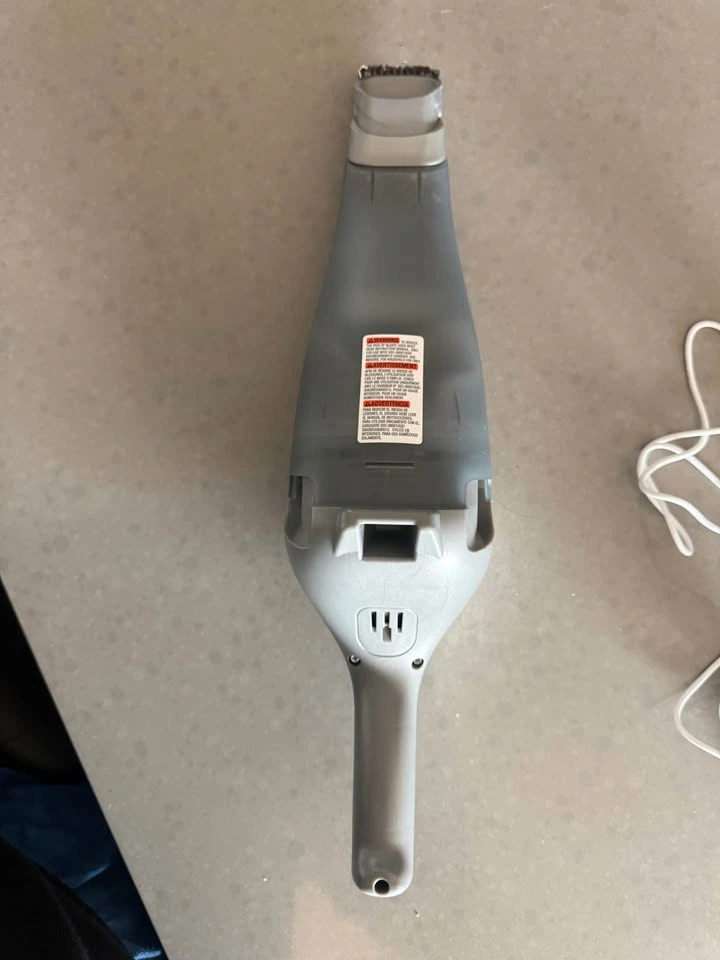 BLACK+DECKER Dustbuster Cordless Handheld Vacuum - photo 5