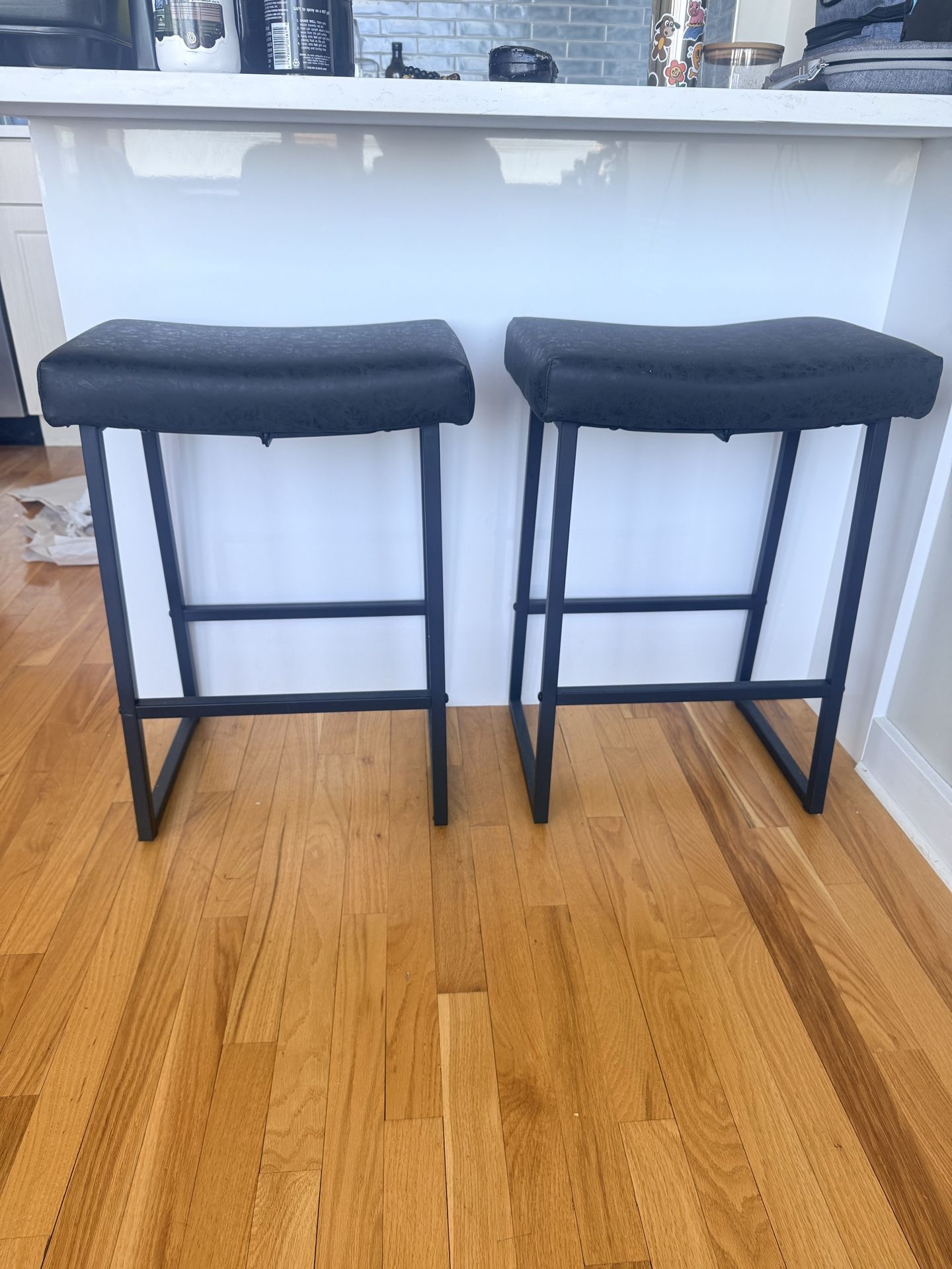 Antisha 24" Counter Stools (Set of 2) - Black Faux Leather