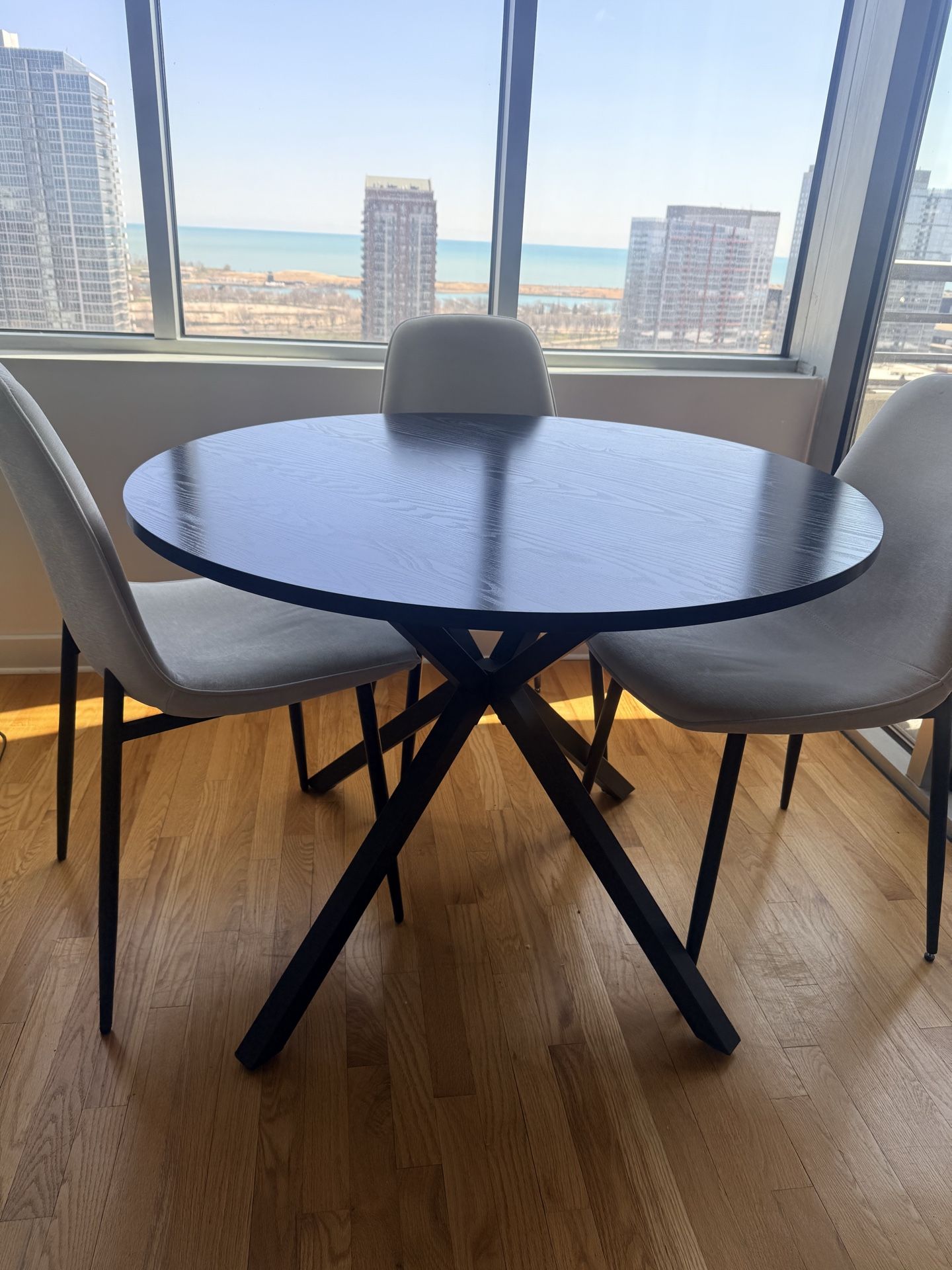 4-Person Dining Table Set with Round Table & 4 Chairs - photo 2