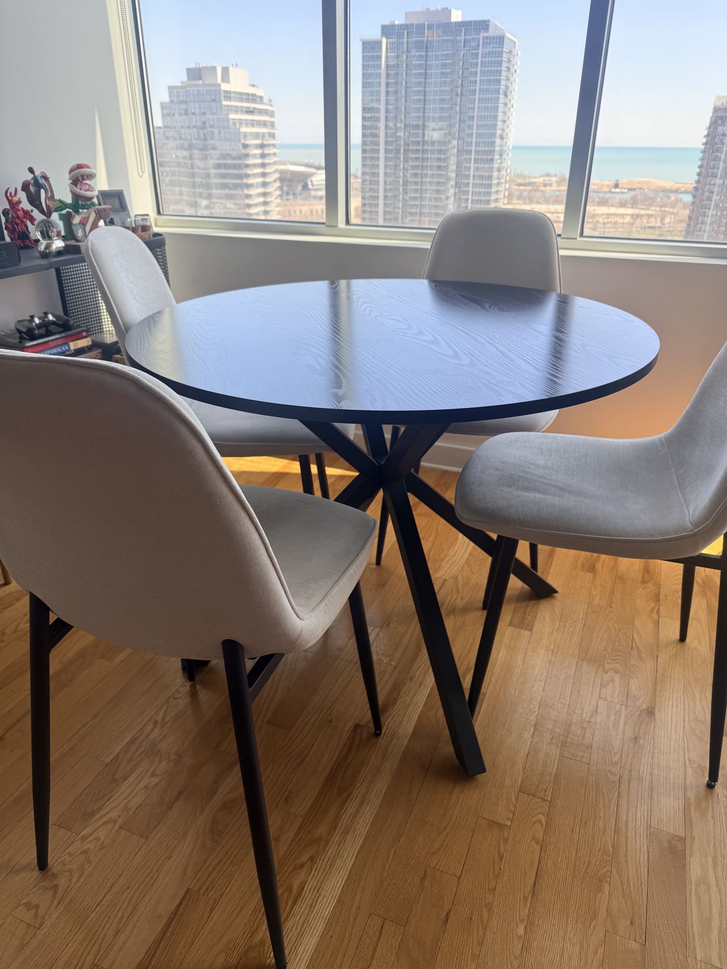4-Person Dining Table Set with Round Table & 4 Chairs - photo 3