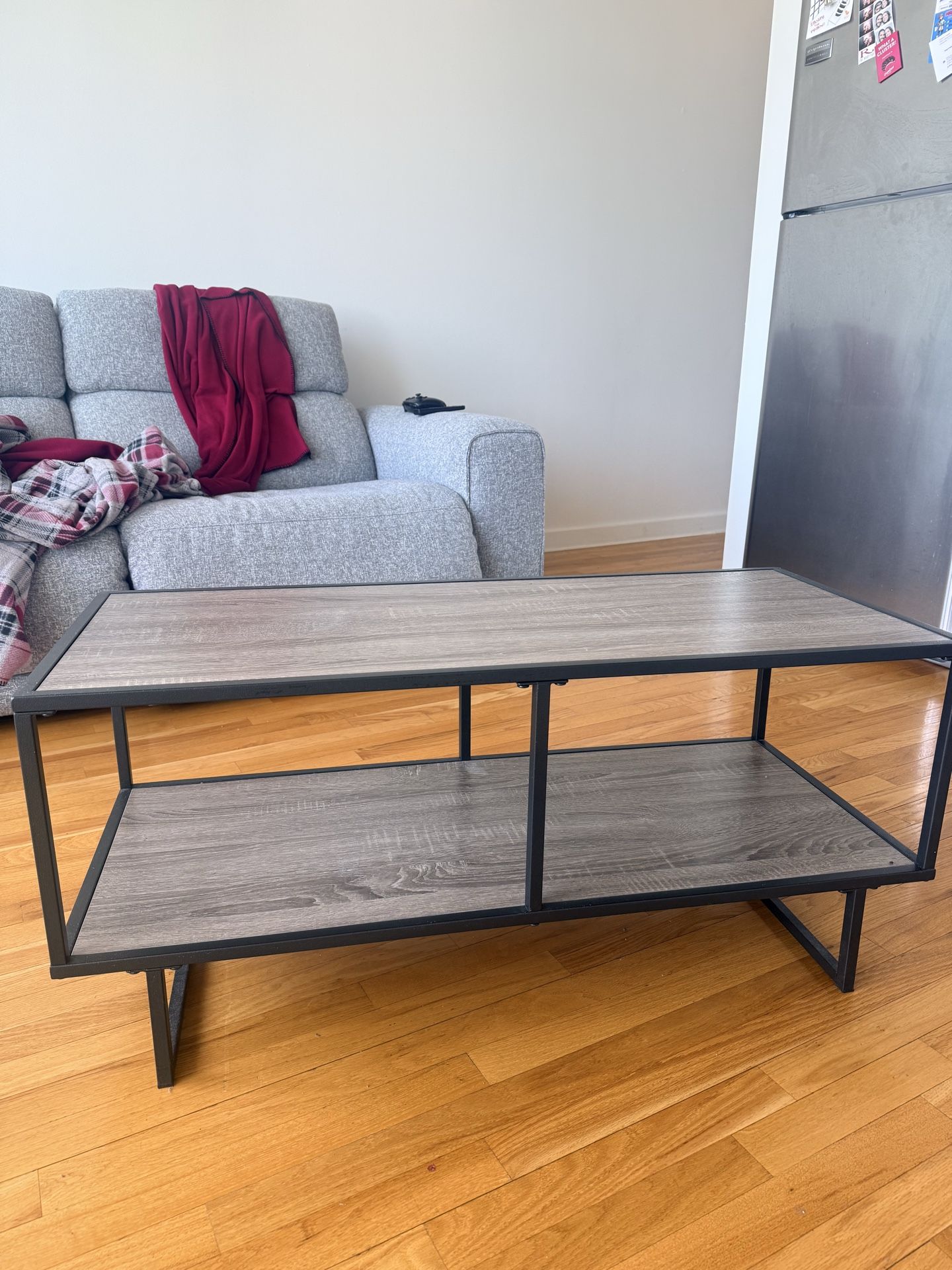 TV Stand Media Console / Living Room Table - photo 4